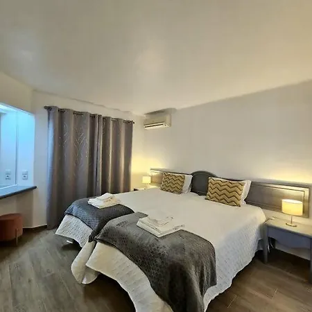 Belles 2 Bedroom Ap Club